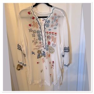 Johnny was tunic blouse